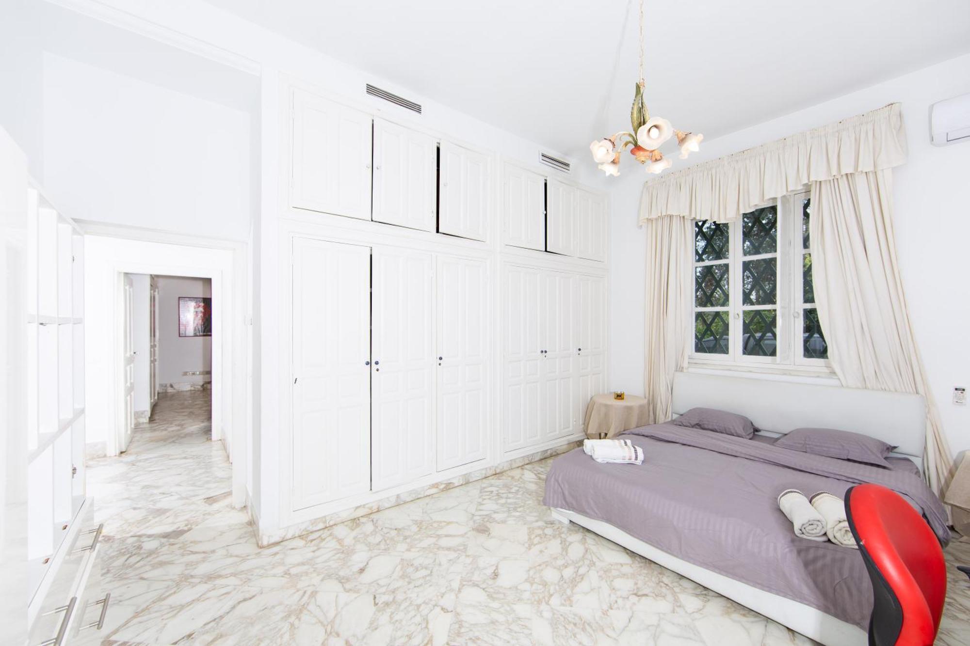 Appartement Prive Dans Une Grande Maison D'Hote Ла Марса Екстериор снимка